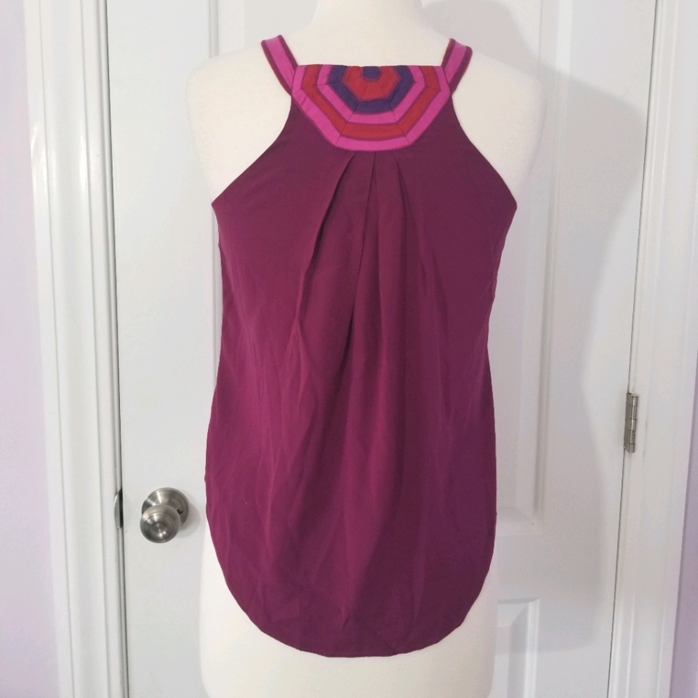 A Common Thread Geometric Neckline Tank Top